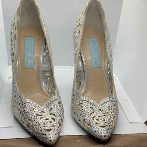 Betsey Johnson White and Gold Heels